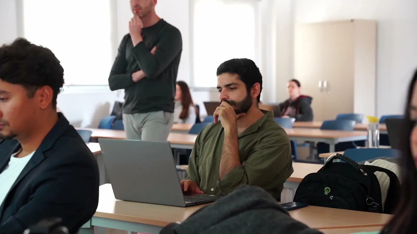 Universidad de Cádiz · Preguntas y debate